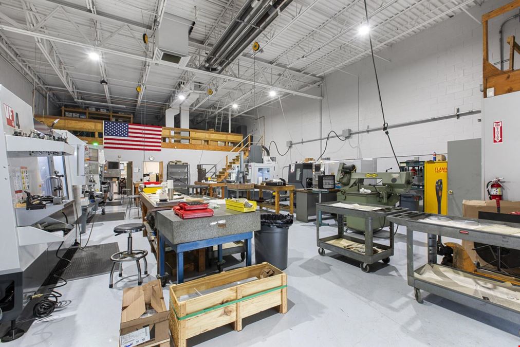 Industrial flex Unit for Lease in Newburyport Seacoast Business Park