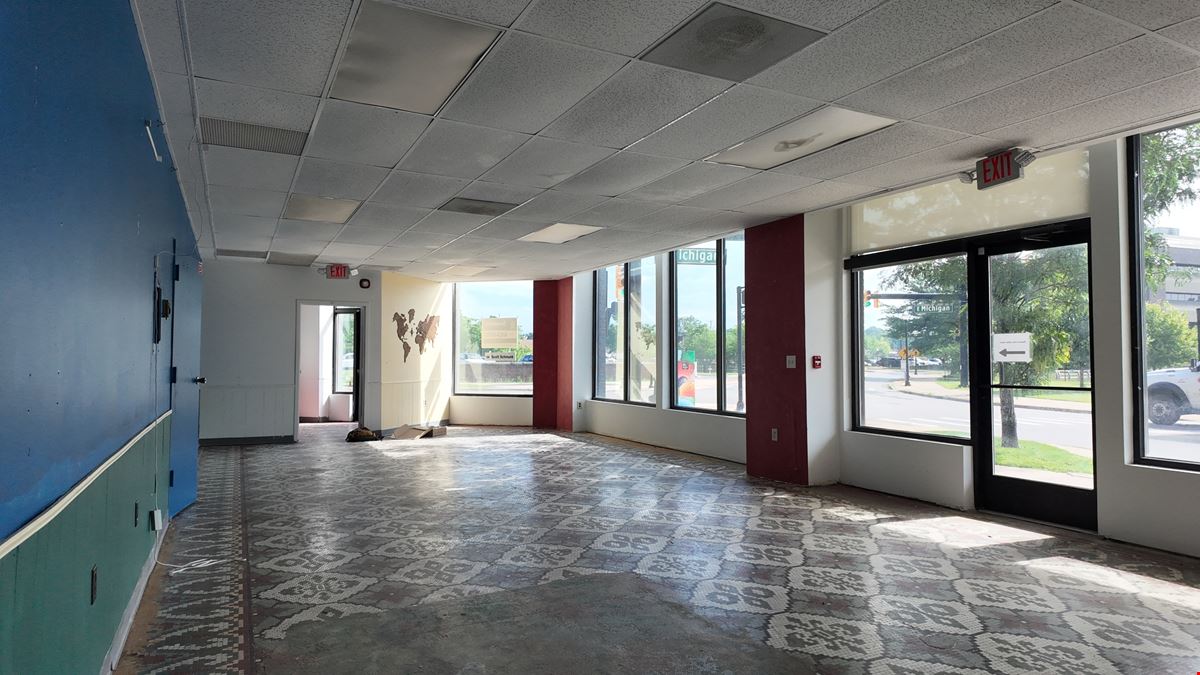 Street Retail/Office for Lease in Downtown Jackson