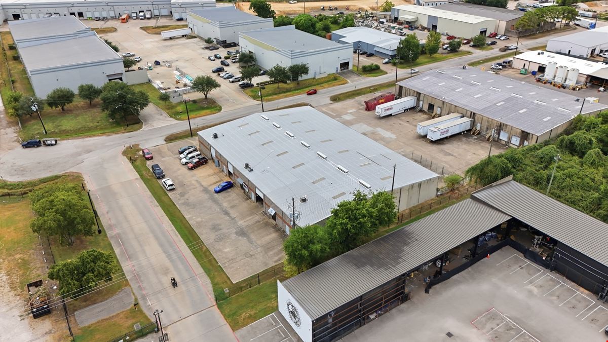 1560 Industrial Dr
