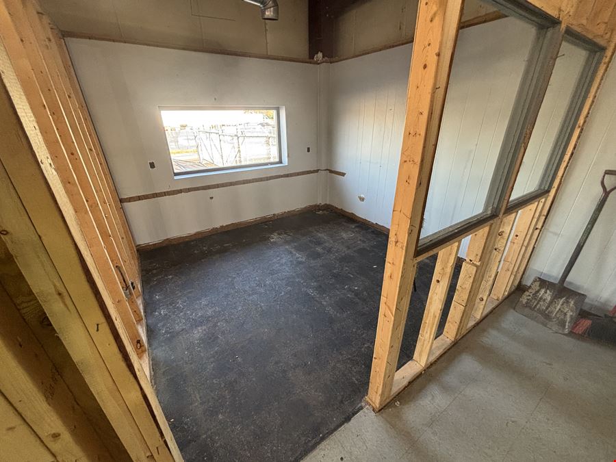 354 Civic Rd