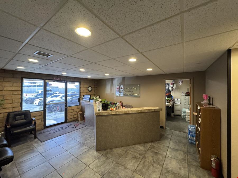 ±15,000 SF office/warehouse building
