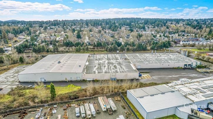 Northeast Portland Industrial for Sublease ¦ ±186,116 Square Feet