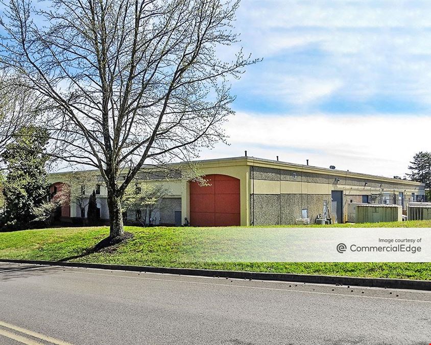 1701 Louisville Drive