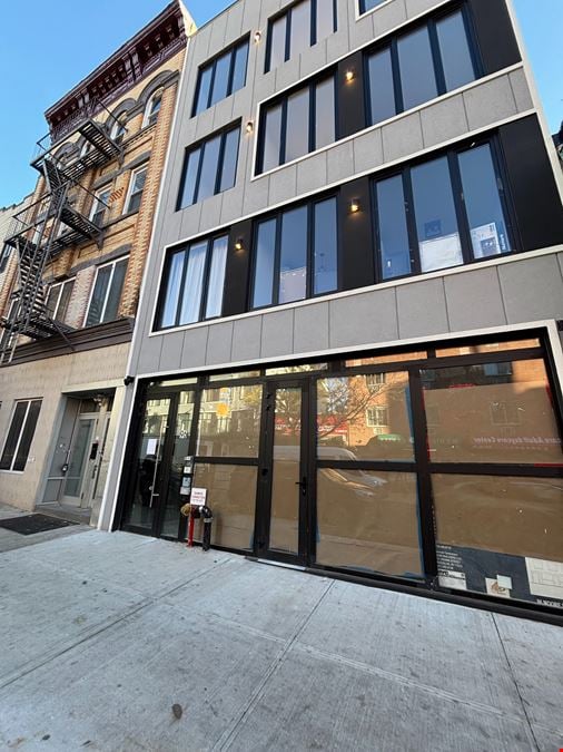 96 Moore St