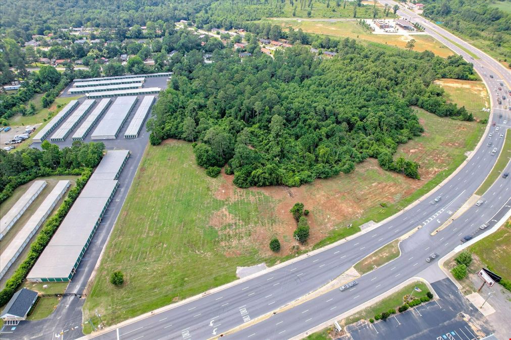 Ascauga Lake Road and Edgefield Road