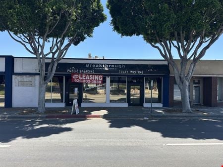 Preview of Retail space for Rent at 118 E Live Oak Ave
