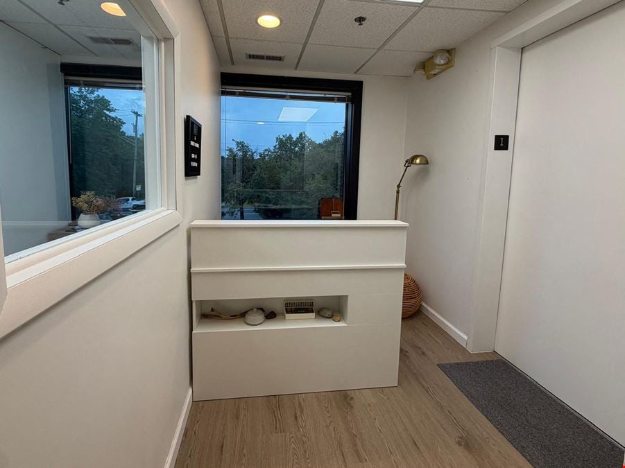 37 Congers Rd