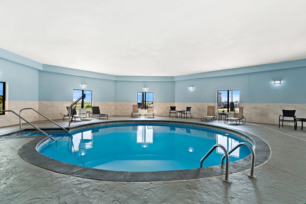 Holiday Inn Express & Suites Perry