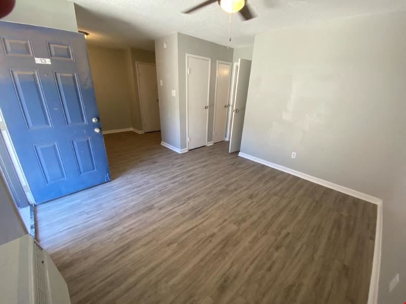 Raider's Court Apartment Lubbock