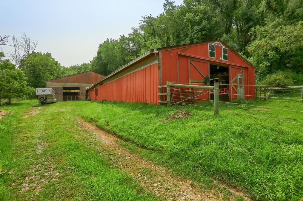 3380 Saxonburg Blvd, Glenshaw, PA 15116