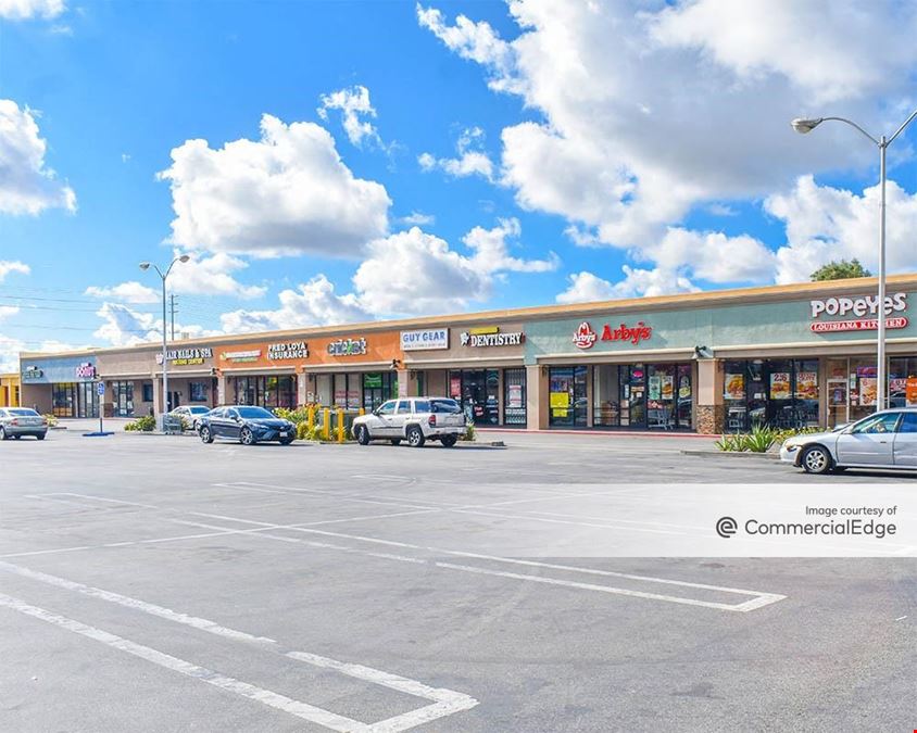 Sylmar Towne Center