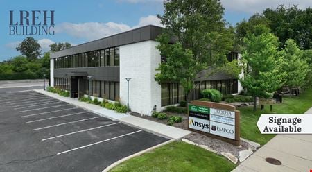 Preview of commercial space at 1740 W. Big Beaver