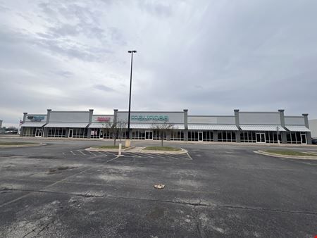 Preview of Retail space for Rent at 503 Knox Square Dr