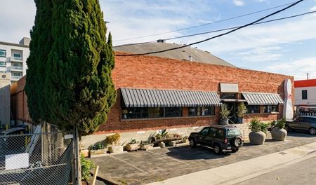 Preview of Office space for Rent at 3334 La Cienega Pl