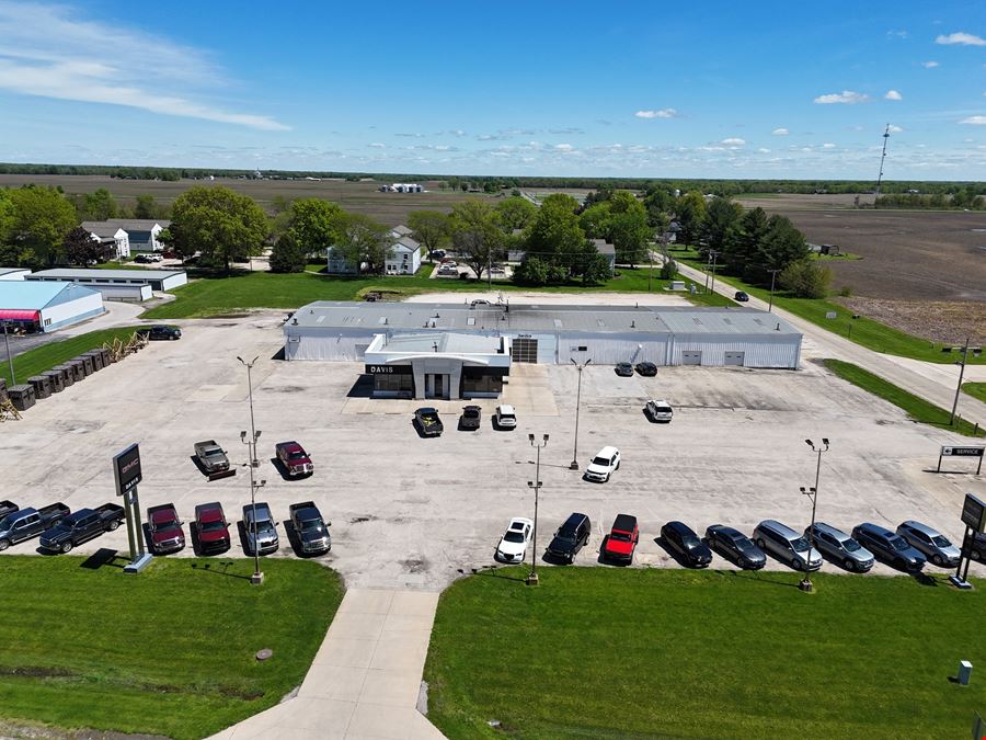 Freestanding Retail Building - 2051 N Main
