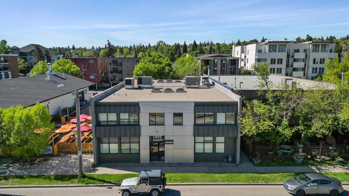 1909 10 Ave SW