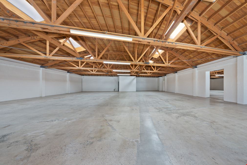 5142 - 5148 W Jefferson Blvd