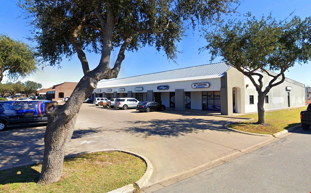 Monaco Plaza- 602 N McColl Rd