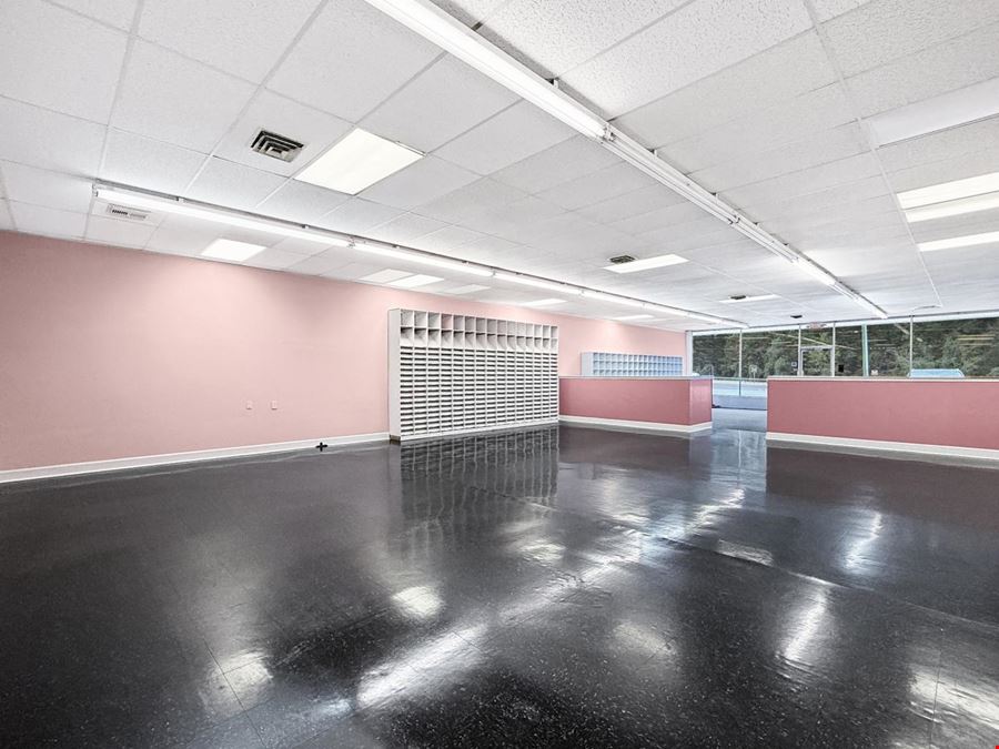 230 McFarland Blvd