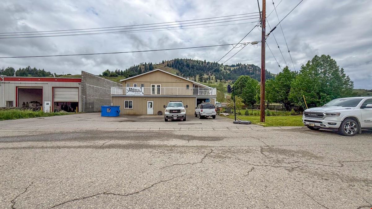 Industrial/Commercial Property