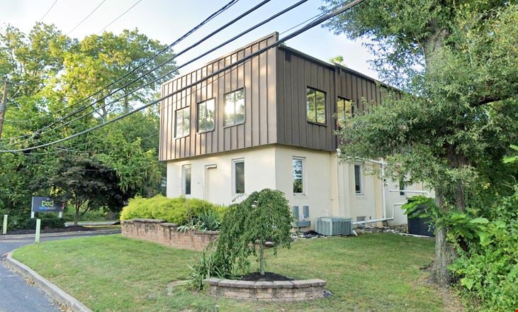 Preview of Industrial space for Rent at 597 Deer Road