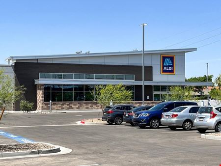 Preview of commercial space at SWC of 59th Avenue & Bell Road
