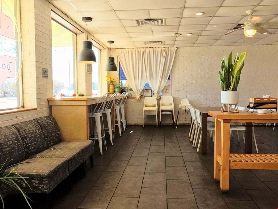 Restaurant-5401 S Colony Blvd-Fully Equipped