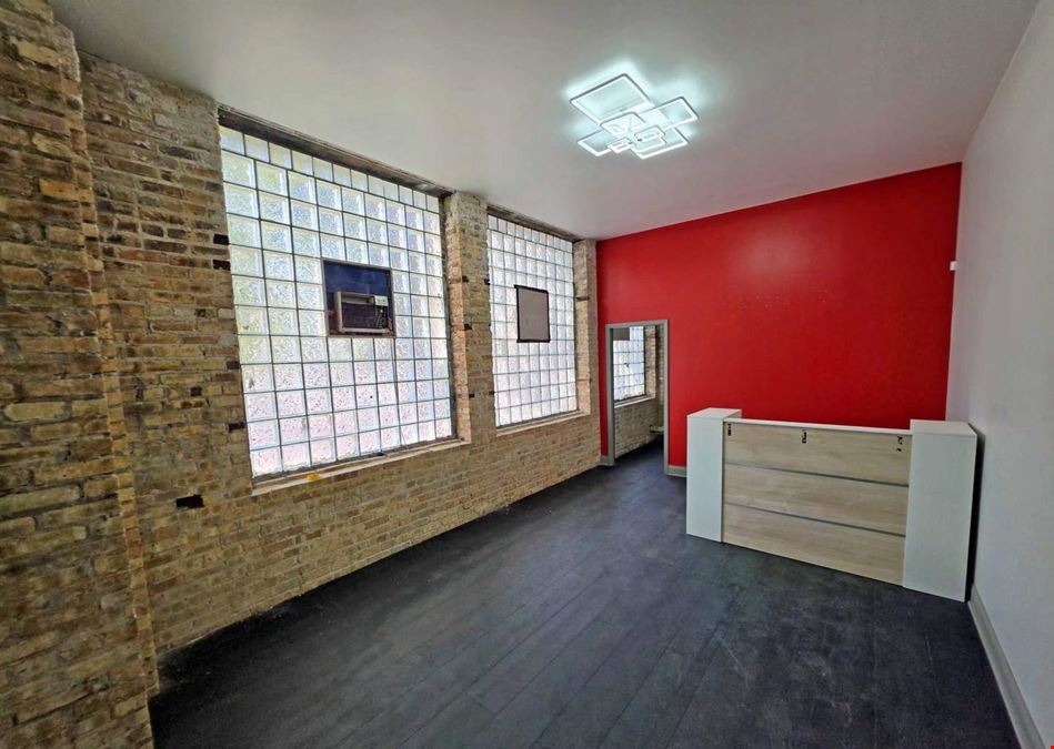 2418 W Irving Park Rd
