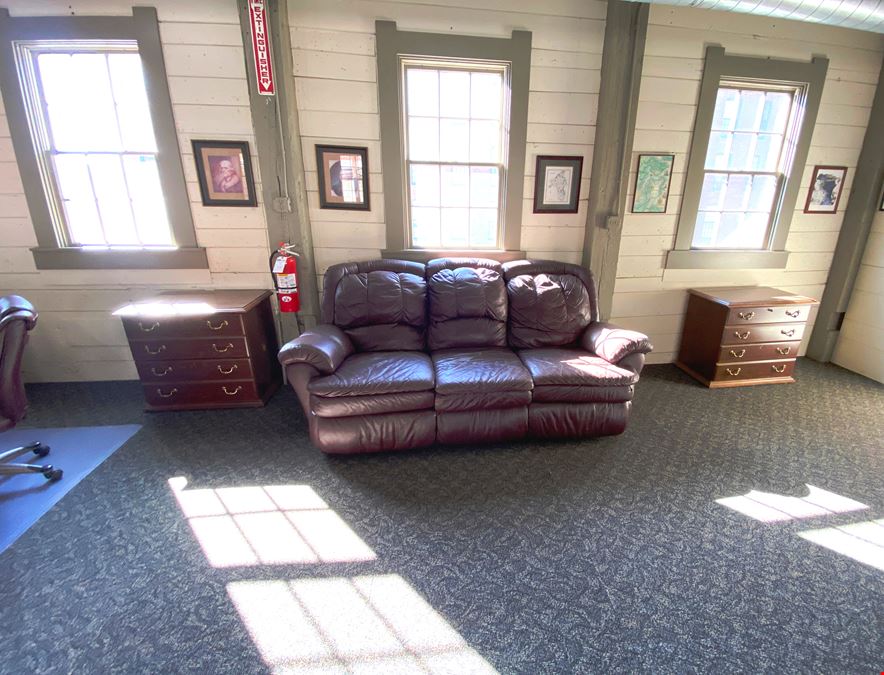 Spacious Office With Waterfall Views and Workshop/Storage Space