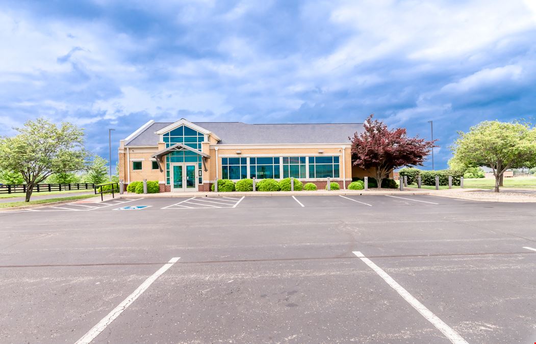 Free-Standing Retail Building in Mt. Washington