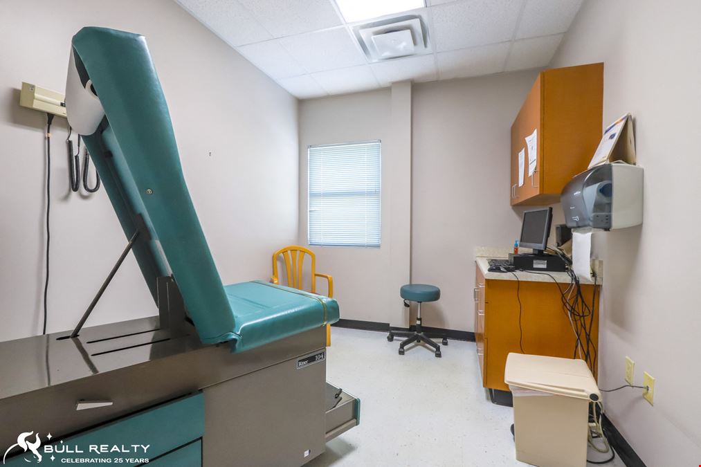 Medical Office Space For Lease | ±2,619 SF