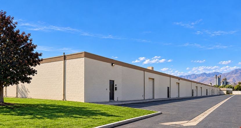 Preview of Industrial space for Rent at 5320 West Wells Park Road