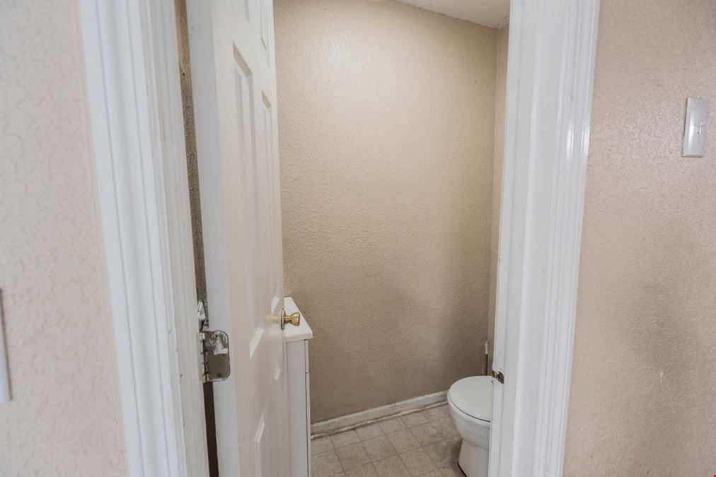 5861 Timuquana Rd, Jacksonville, FL 32210