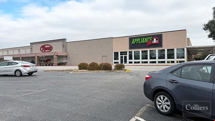 Retail Availabilities on Wade Hampton Boulevard