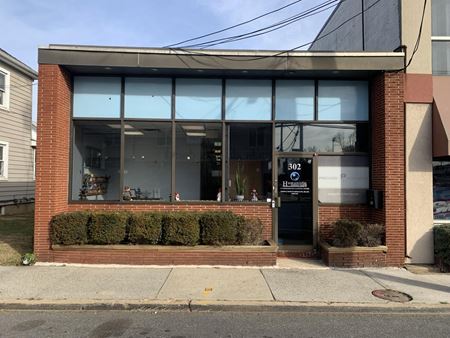 Preview of commercial space at 302 Willis Ave