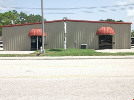 Preview of Industrial space for Rent at 2120 E Edgewood Dr