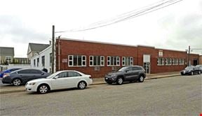 2,900 SF  Warehouse / Distribution Space