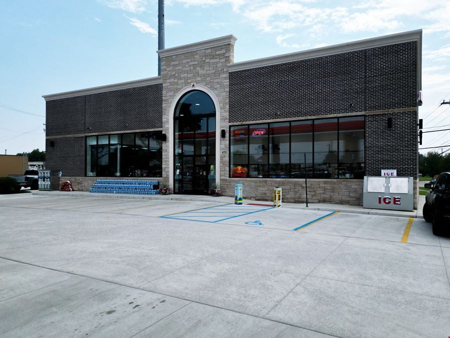 4050 15 Mile Rd