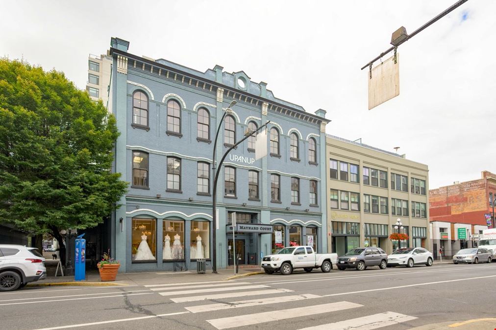 304-733 Johnson Street