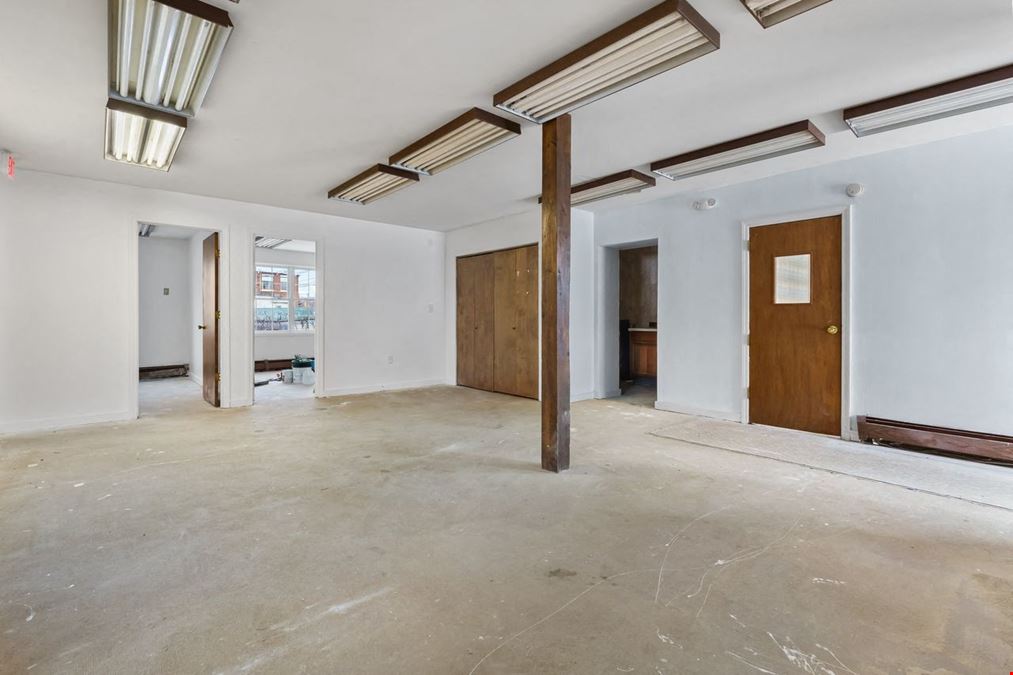 Contractor / Flex Space with Vehicle Storage | First Floor ±2,453 SF Available Separately