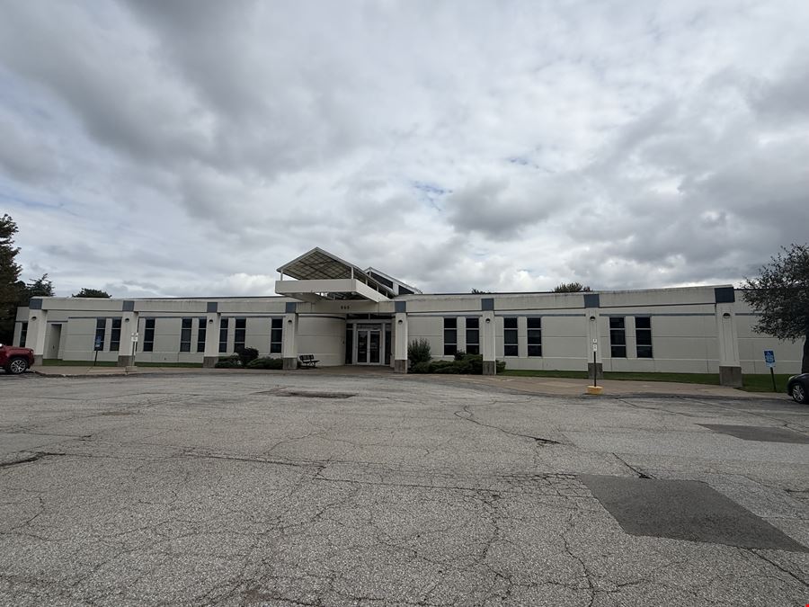 865 Lincoln Rd