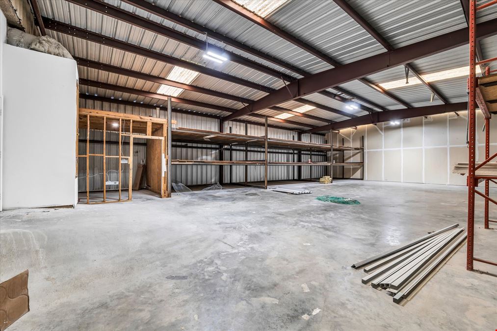 209 Queen Dr