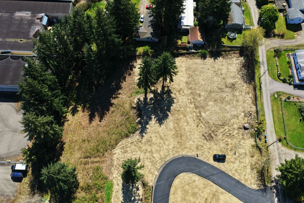 Lilac Ln Income and Development Opportunity