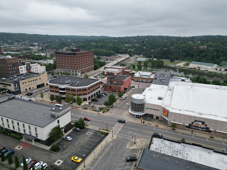 Jamestown Furniture Exposition Building (Furniture Mart)
