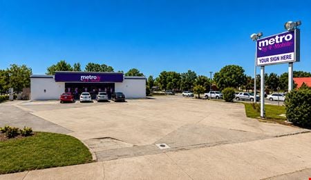Preview of Retail space for Rent at 1910 W Vine St
