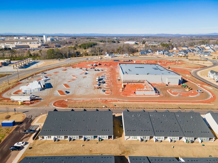 Publix-anchored Shopping Center