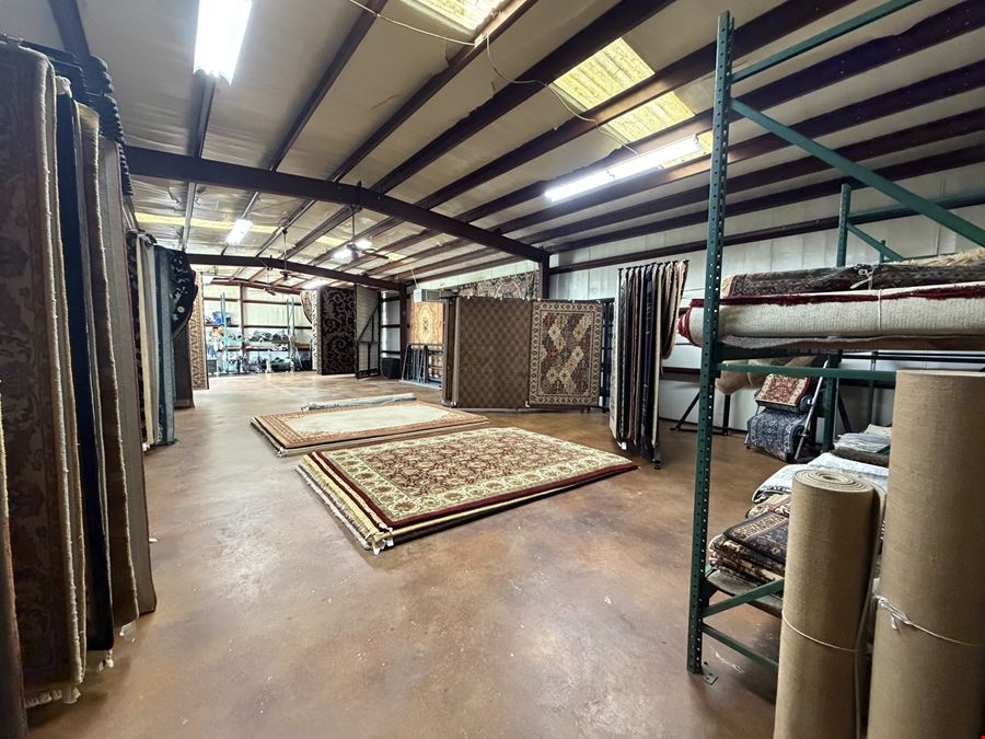 Coursey Blvd Showroom/Warehouse