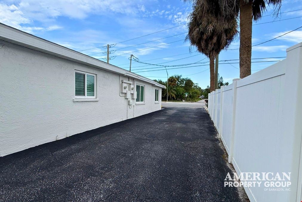 Class A Live/Work Property Near Siesta Key