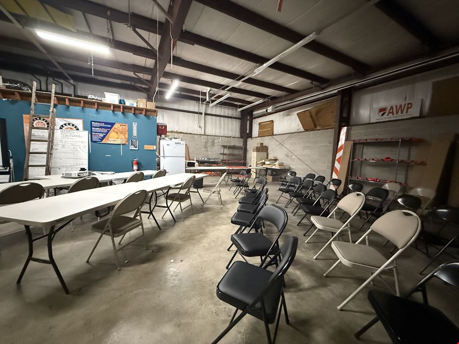3,160 SF Flex Space