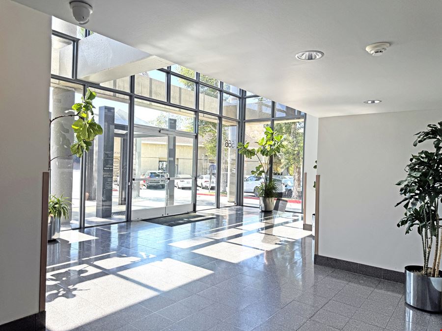 Sunset Plaza Professional Building